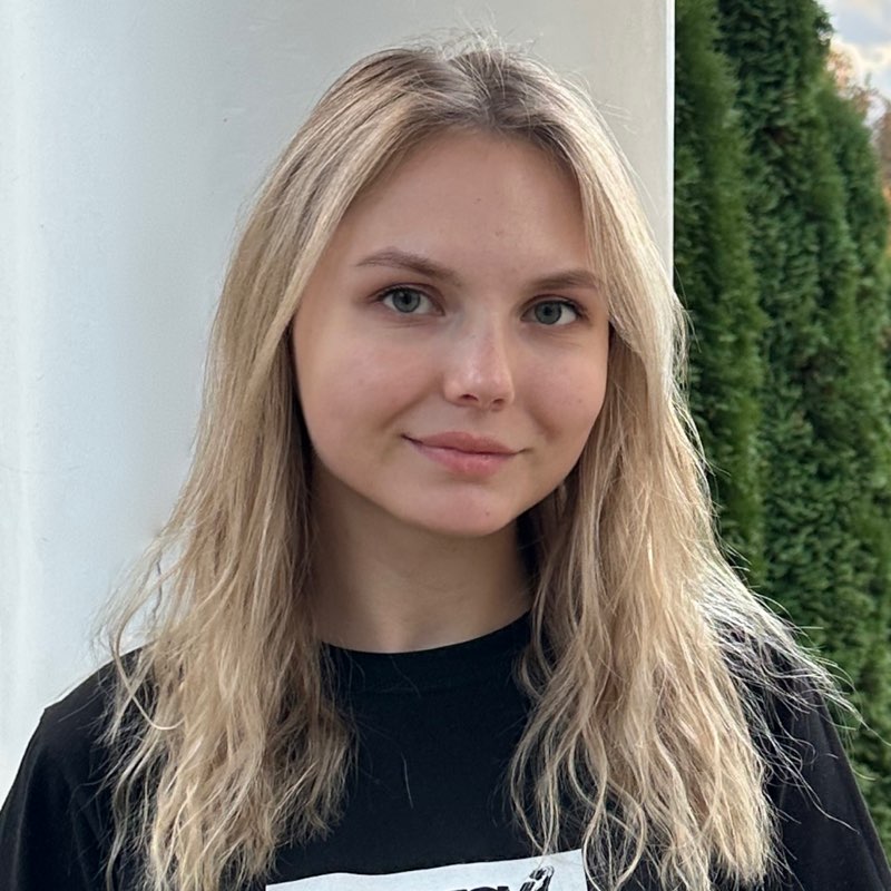 Настя Отинова icon