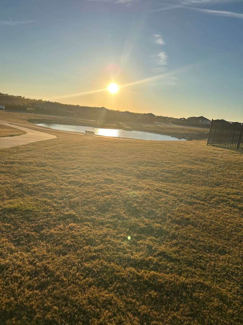 walking near me in Reeder Park in autumn