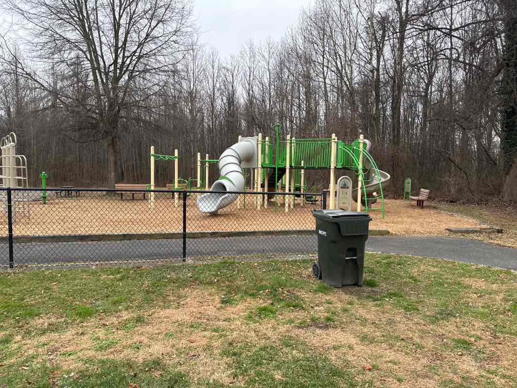 walking near me in Cherry Hill Park in winter