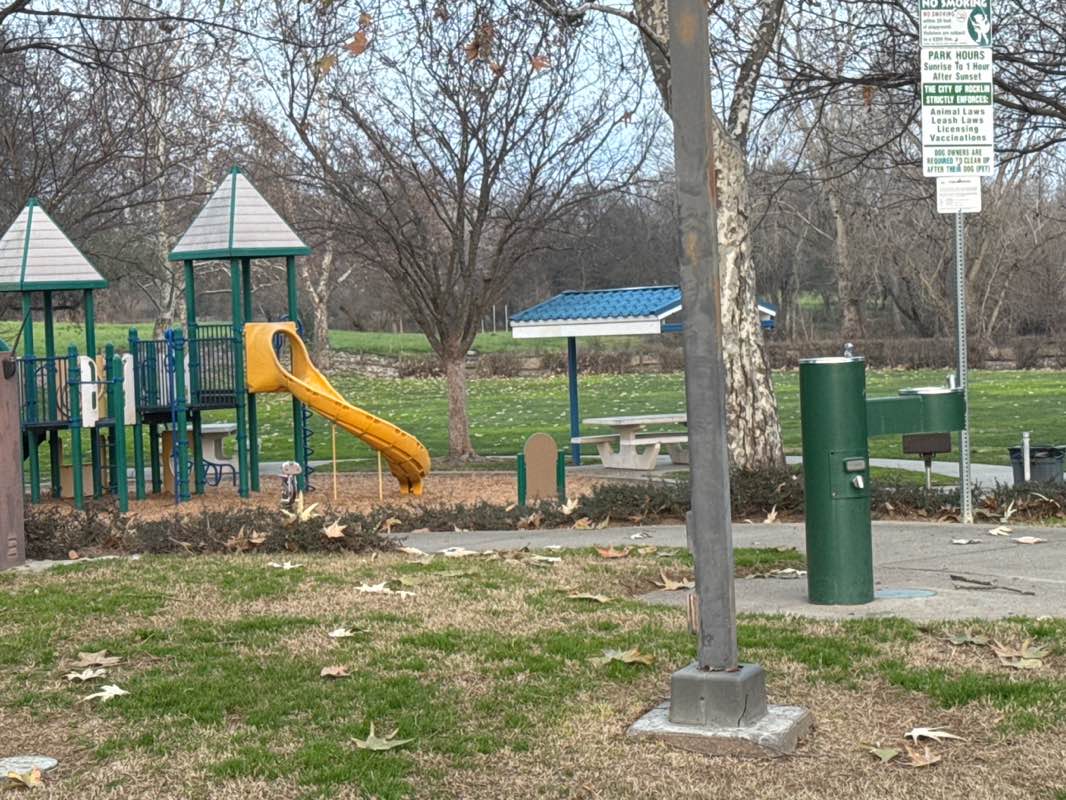 walking near me in Monte Verde Park in winter