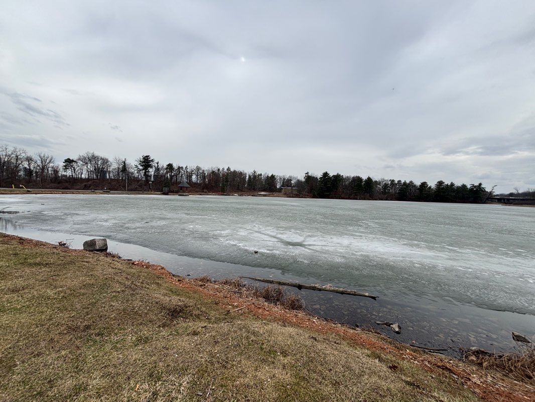 walking near me in Six Mile Waterworks Park in spring