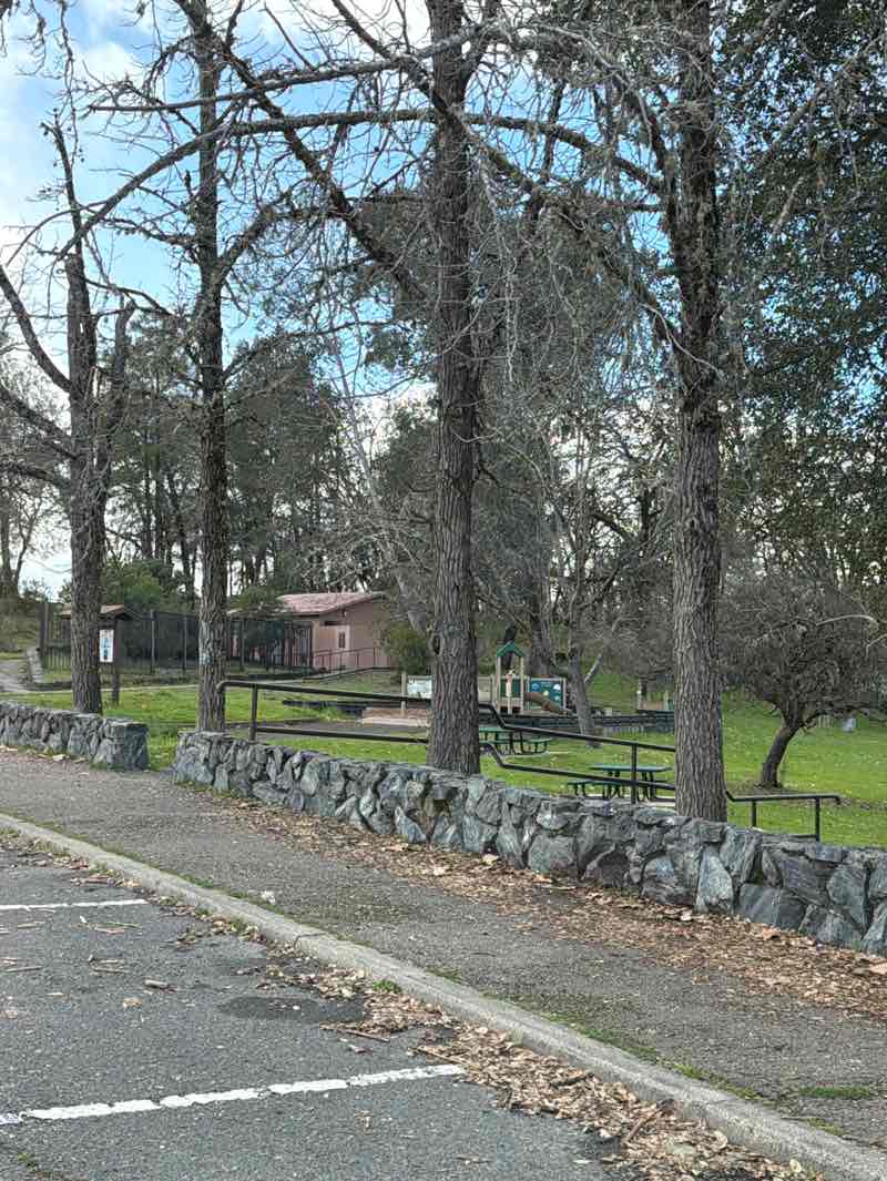 walking near me in Overlook Day Use Area in winter