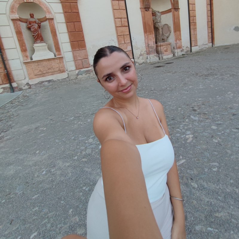 Rodica profile