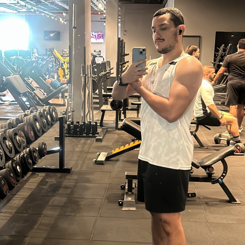 Lucas Oliveira profile