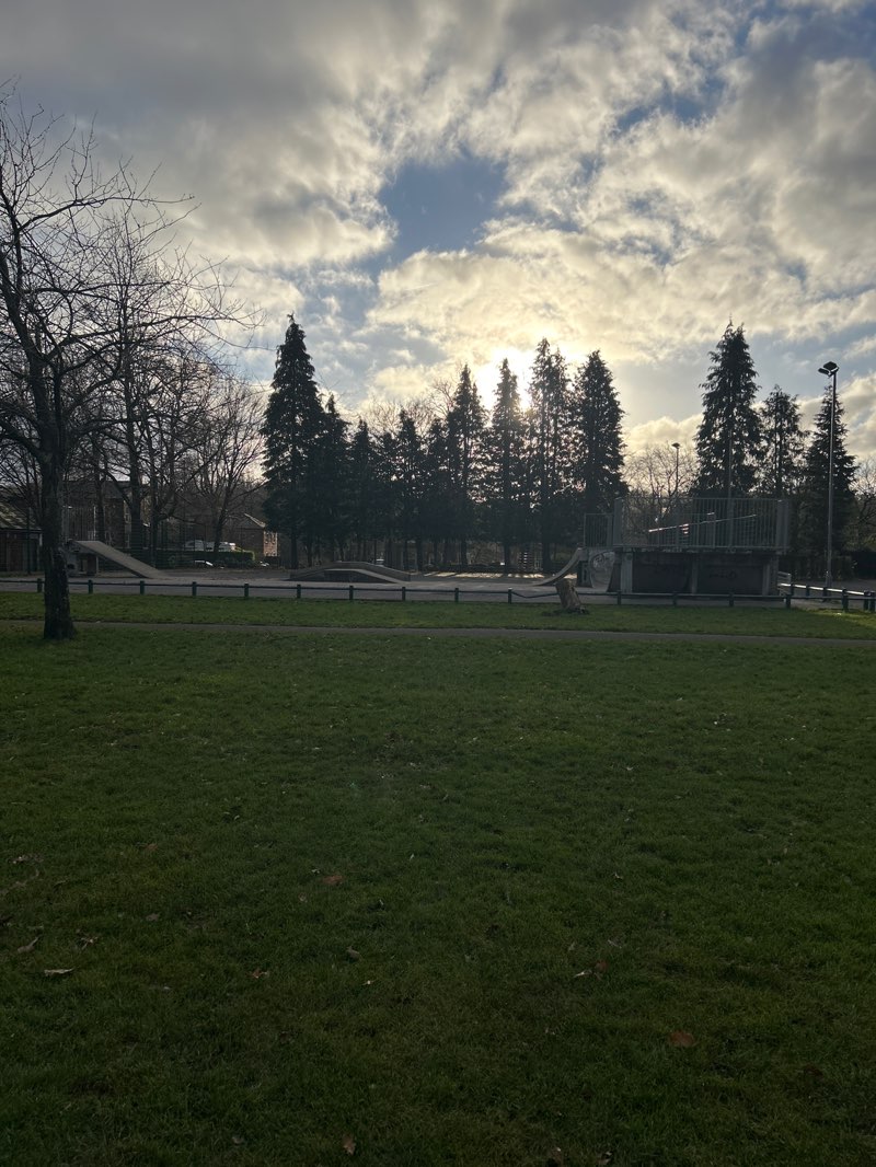 walking near me in Limefield Park in winter
