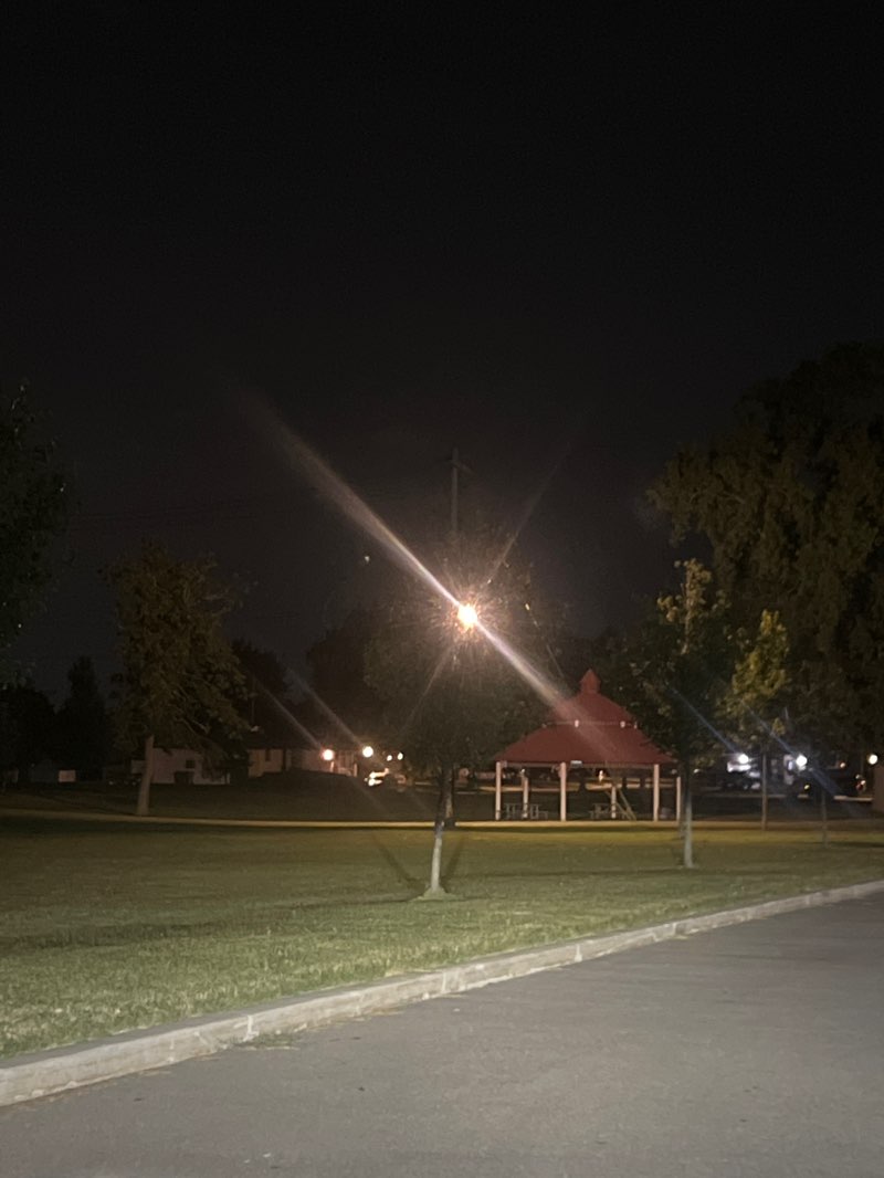 walking near me in Dartwood Park in summer