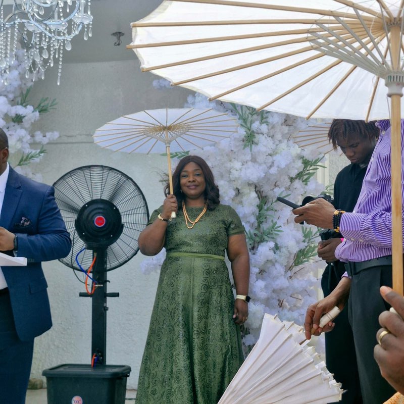 unique Monique profile