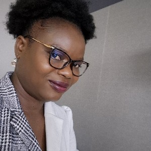 Singie Makamu profile