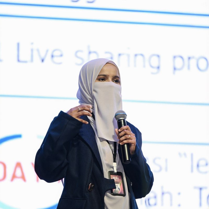 Zinnirah Ajman profile