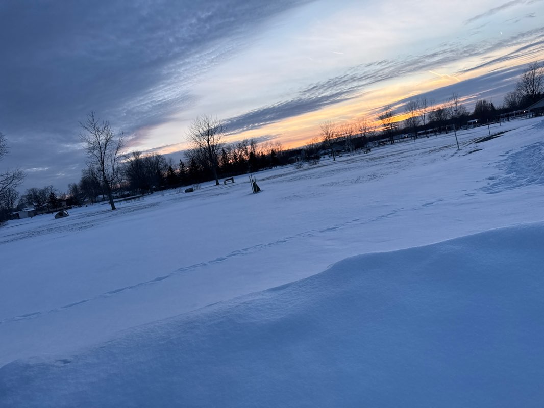 walking near me in Oppenheim County Park in winter