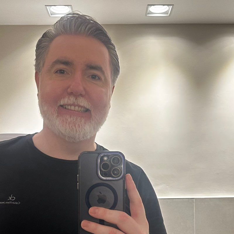 Carlos Eduardo profile