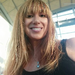 María Expósito