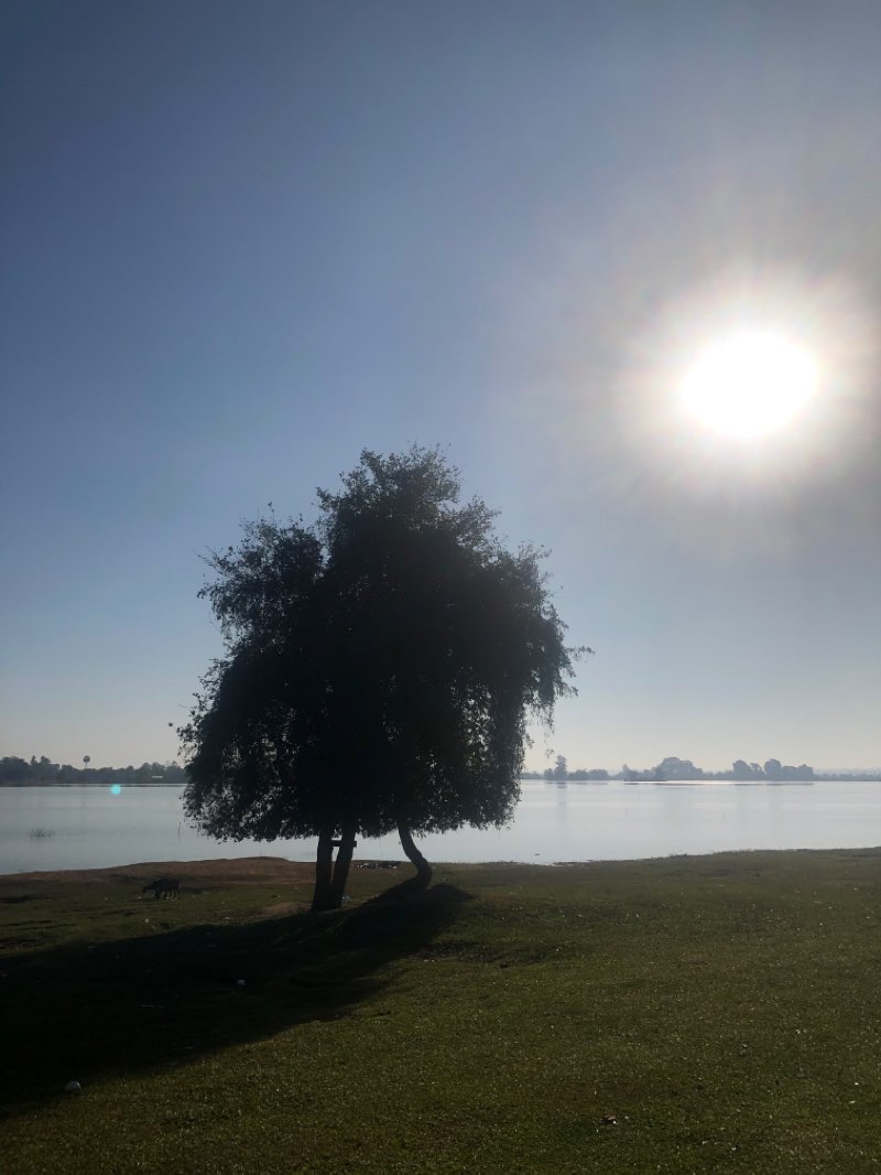 walking near me in Kaysone Phomvihane Park in winter
