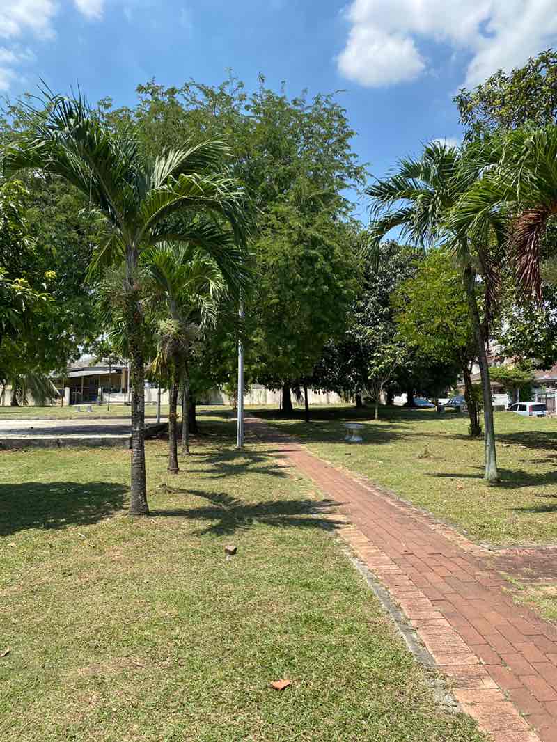 walking near me in USJ9 Park in winter