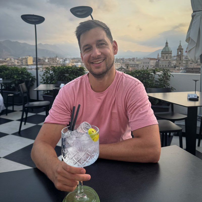 BUD - Daniel Bota profile