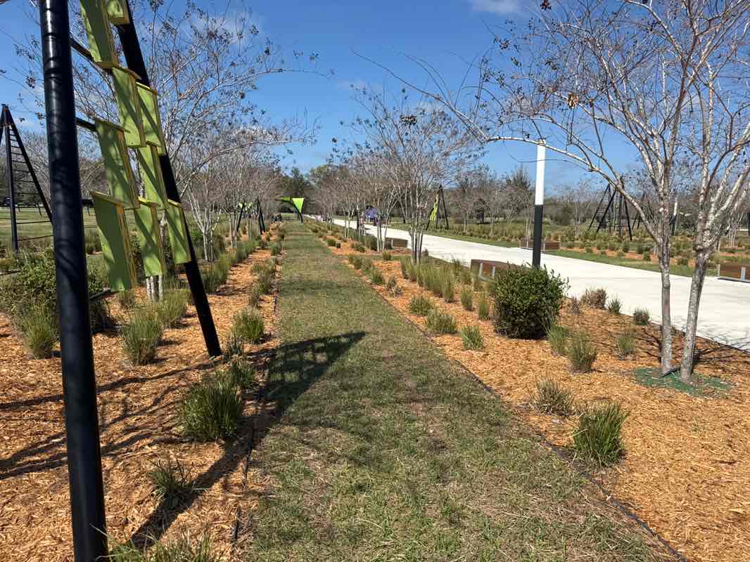 walking near me in Bonnet Springs Park in spring