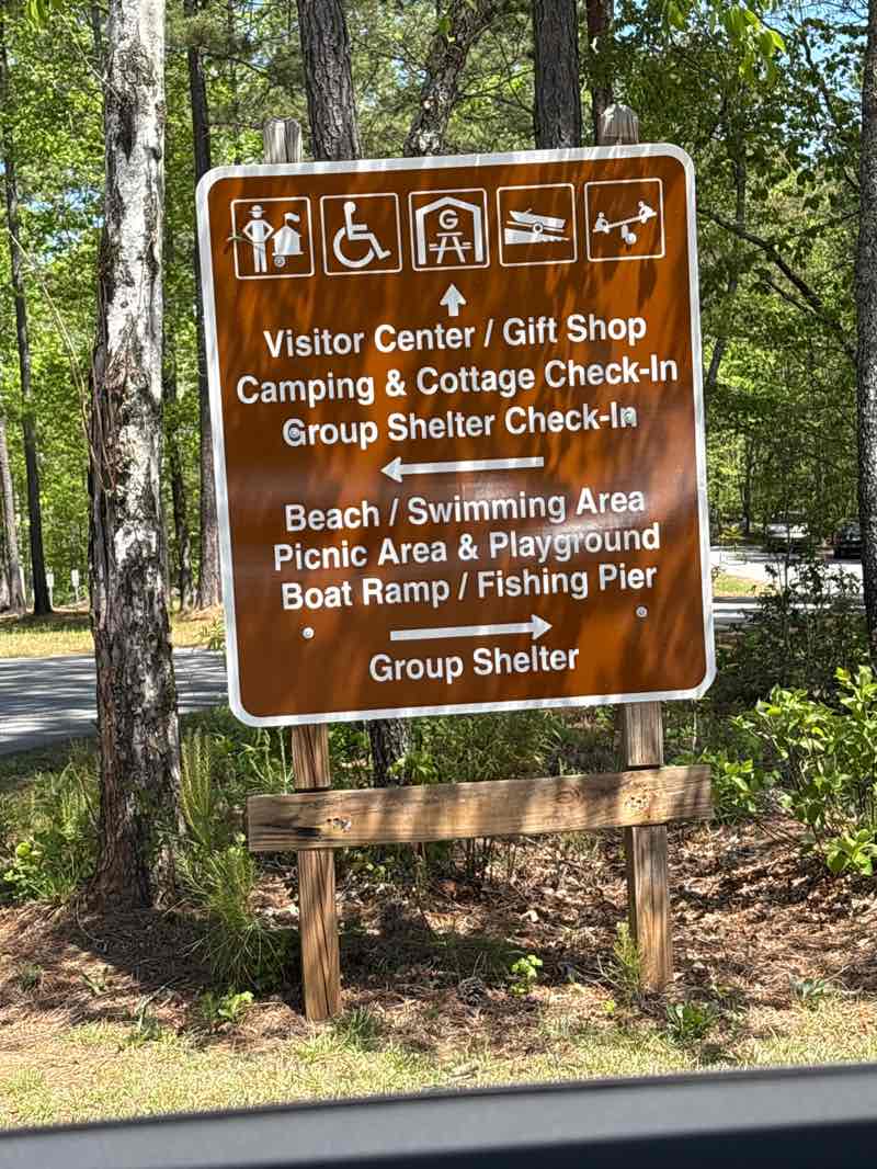 walking near me in Don Carter State Park in spring