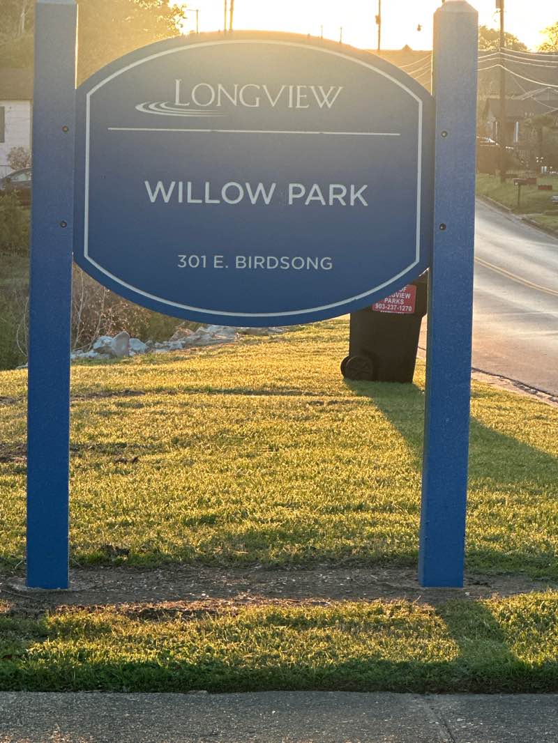 walking near me in Willow Park in spring