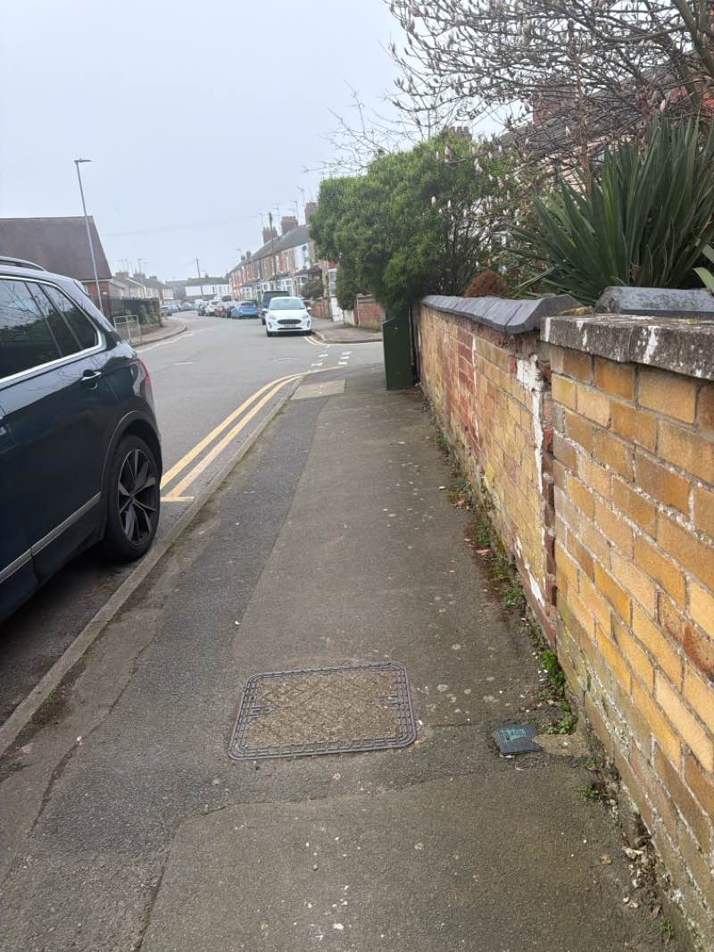 walking near me in Banks Park in spring