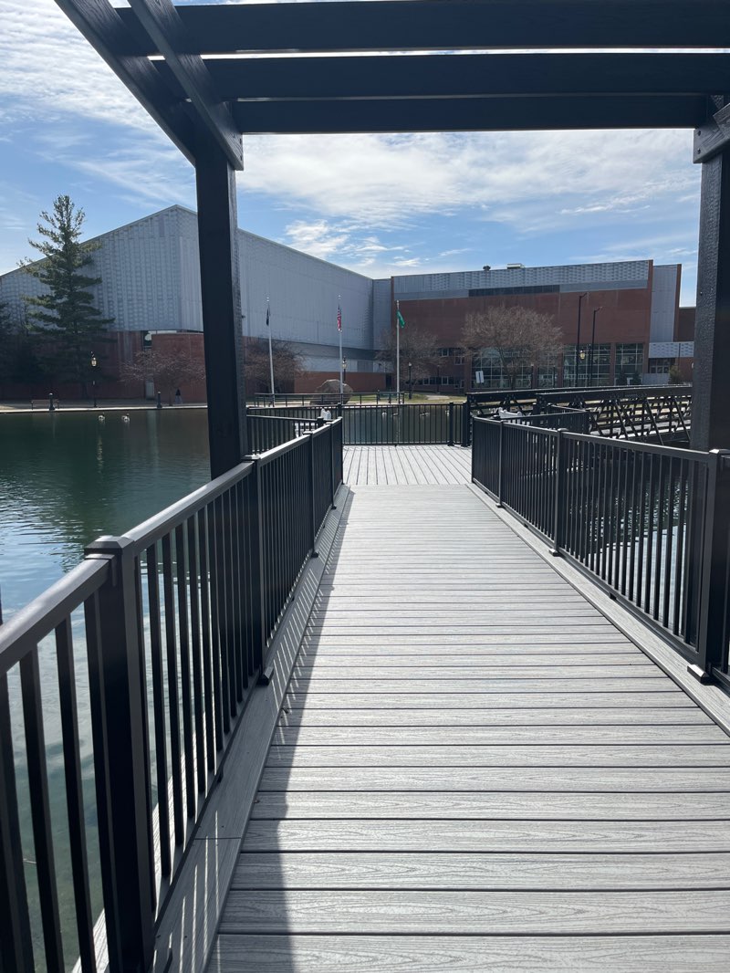 walking near me in University Park in spring