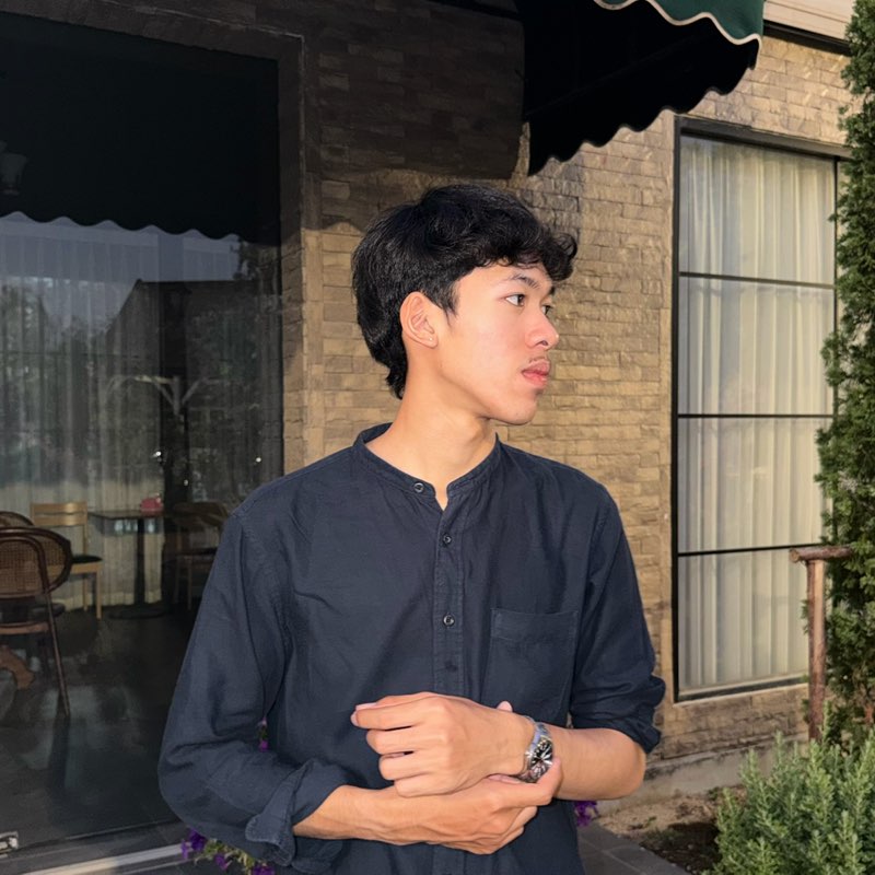 44680047 Amornthep profile