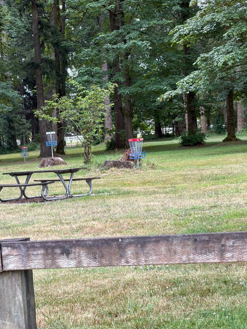 walking near me in Farmers Park in summer