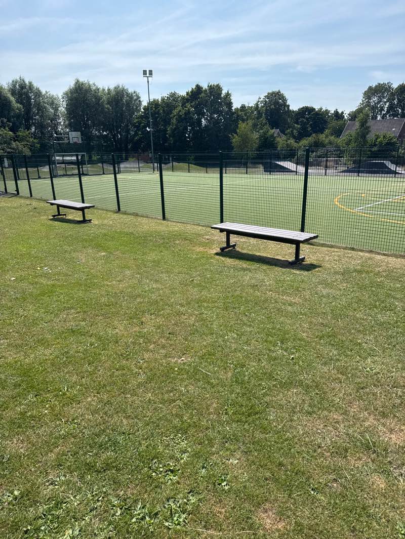 walking near me in Harpers Lane Recreation Ground in summer