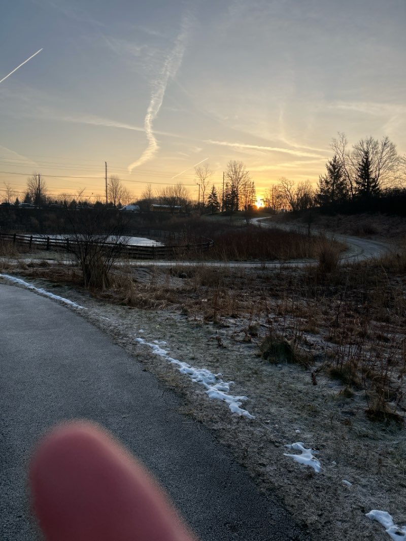 walking near me in Beachwood City Park West in winter