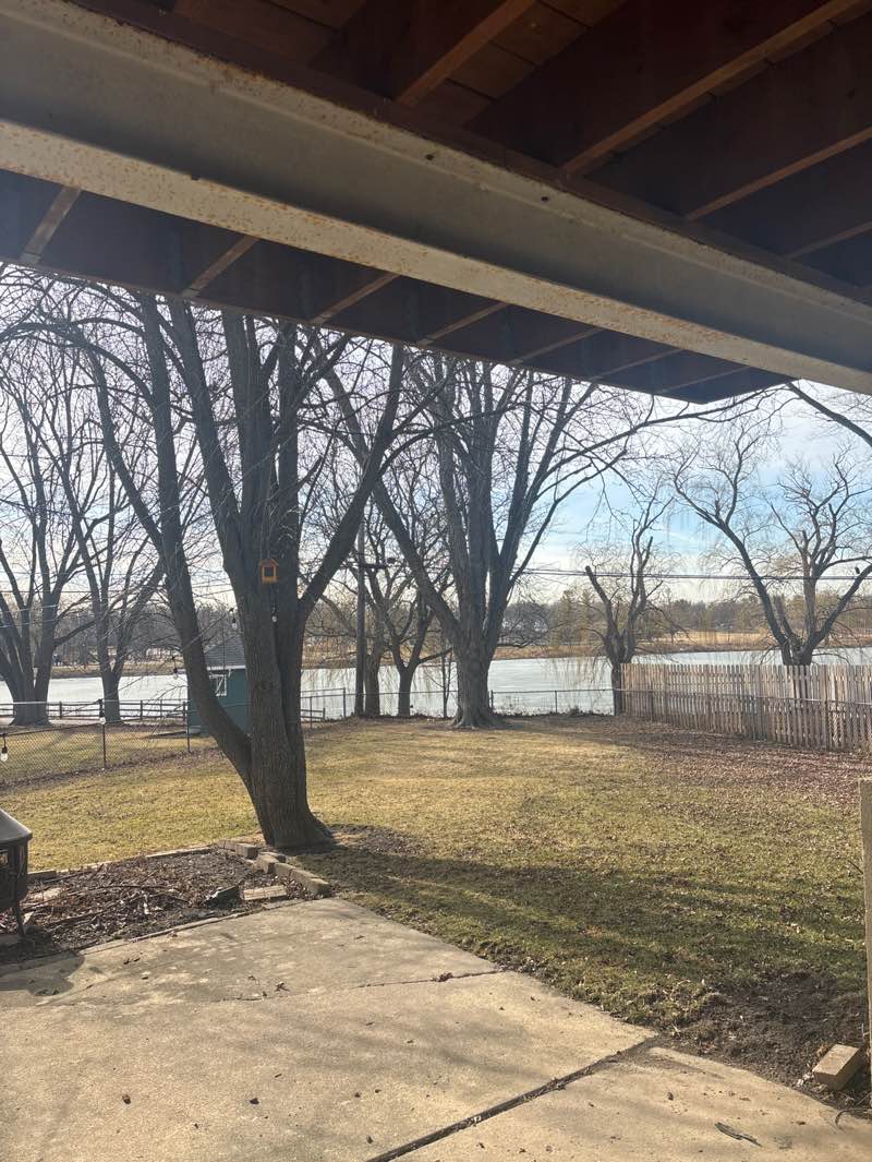 walking near me in Joseph L. Fabbrini Park in winter