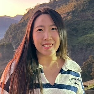 ขวัญเนตร ธรรมมนุญกุล profile