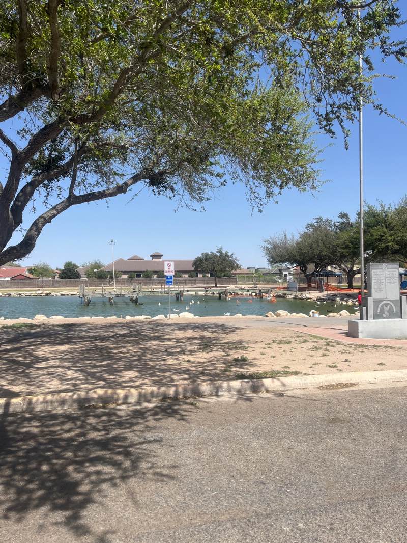 walking near me in Bannworth Park in spring