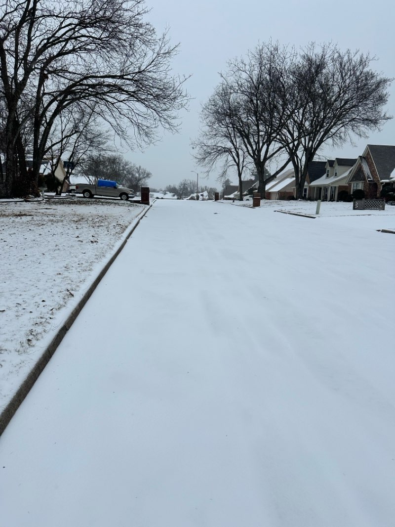 walking near me in Pecan Grove Park in winter