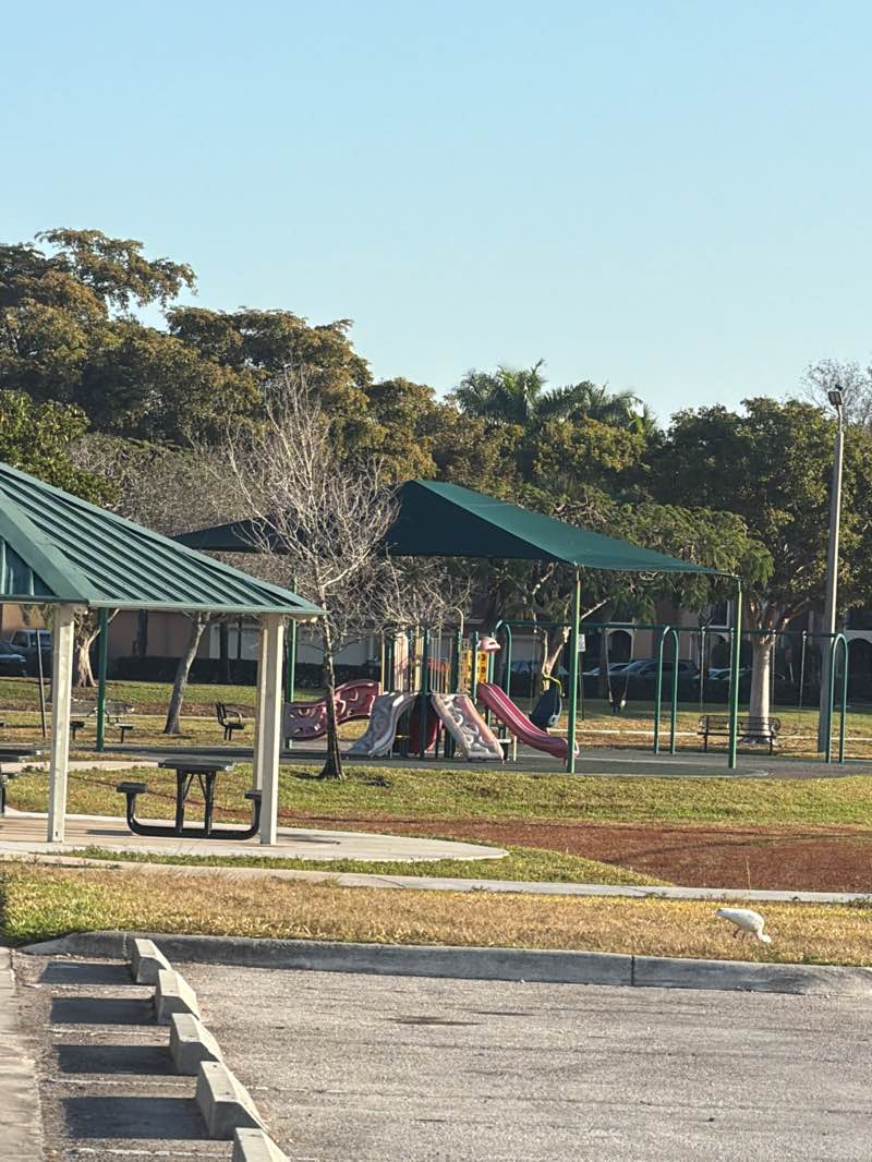 walking near me in Tamarac Sports Complex in winter