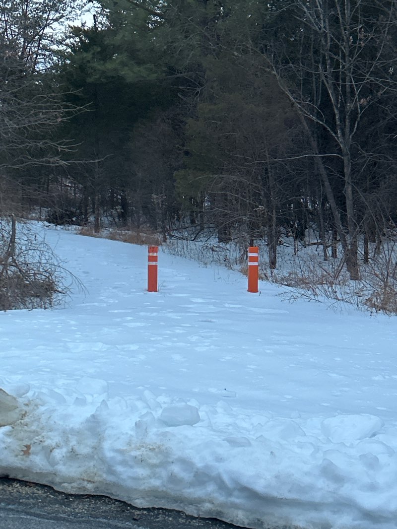 walking near me in Centre Ridge Park in winter