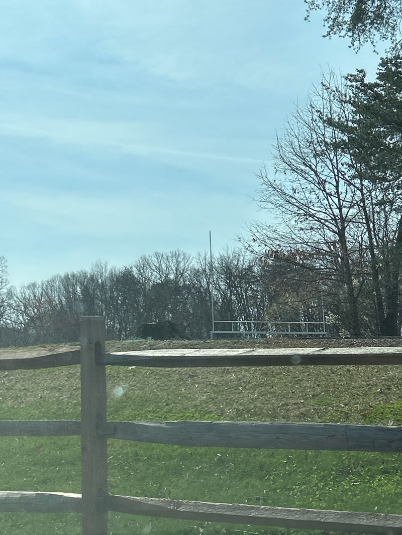 walking near me in Stonewall Park in spring