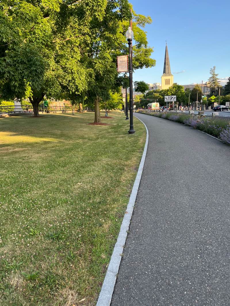 walking near me in Flagstaff Park in summer
