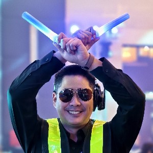 รุ่งโรจน์ อยู่วิทยา icon