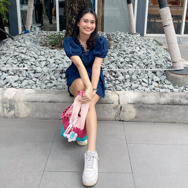 ทีมครูเจี๊ยบ - Chom profile