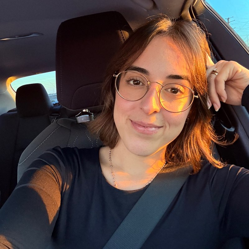 María Laura profile