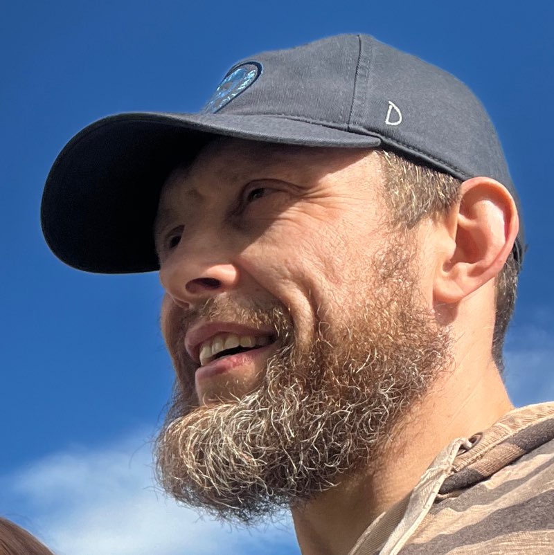 Максим profile