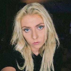 the PRETTY ReckLEss