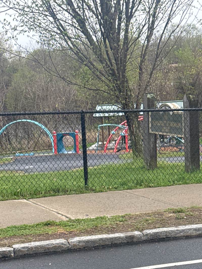 walking near me in Harriet Tubman Park in spring