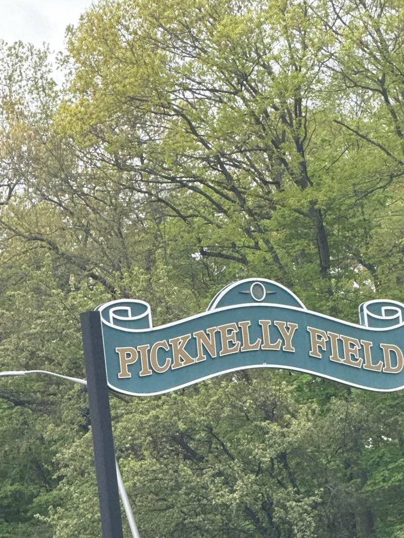 walking near me in Forest Park in spring