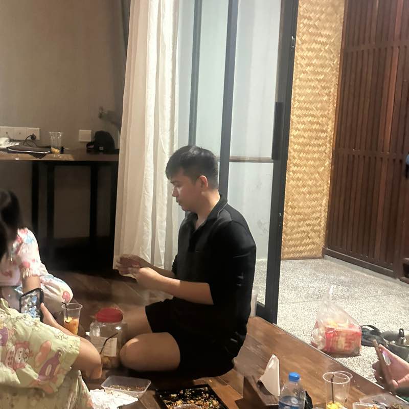 uabians HR Emily post image