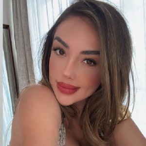 Alice Roland profile