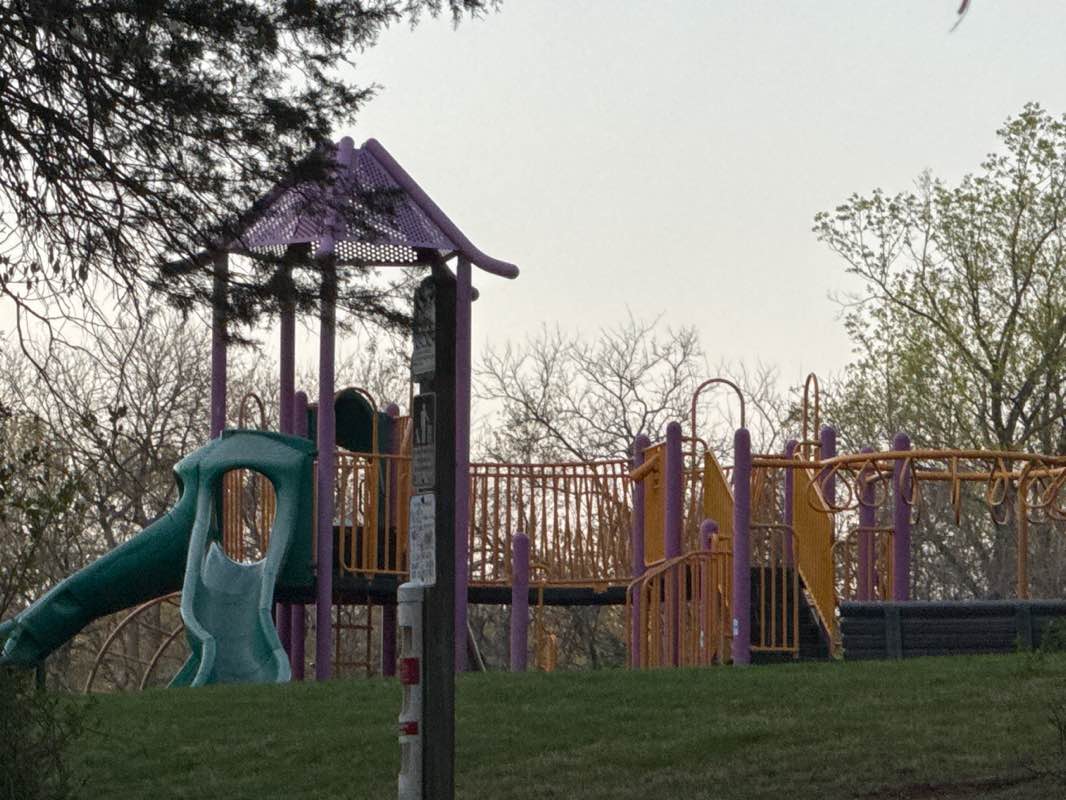 walking near me in Dickinson Park in spring