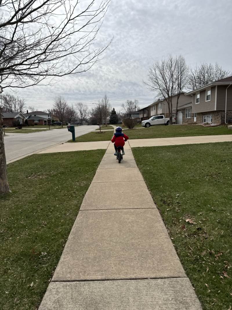 walking near me in Meineke Park in spring