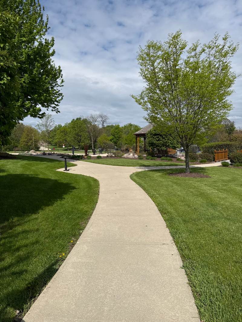 walking near me in Victory Gardens in spring
