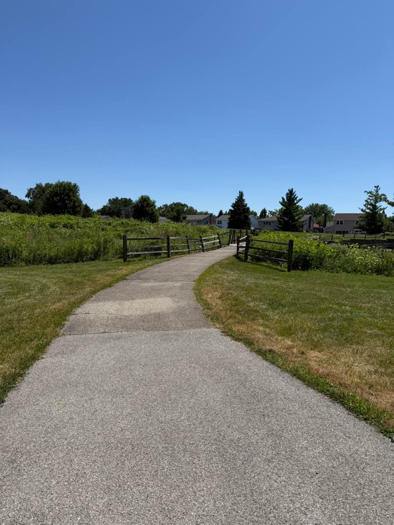 walking near me in Lancer Creek Park in summer
