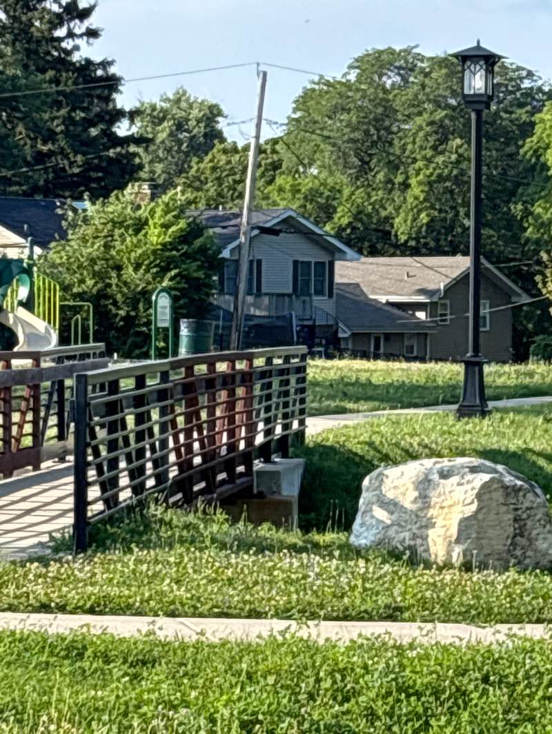 walking near me in Willowbrook Park in summer